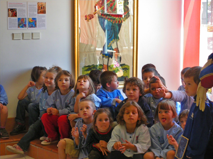 Maternelle chez Arlequin