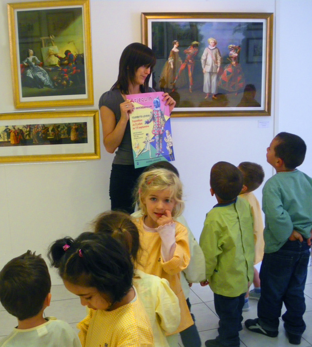 Maternelle chez Arlequin