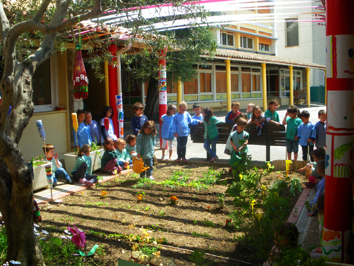 Maternelle et jardinage