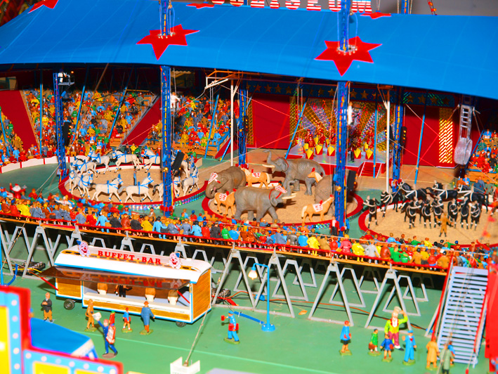 Maquette cirque Thièche