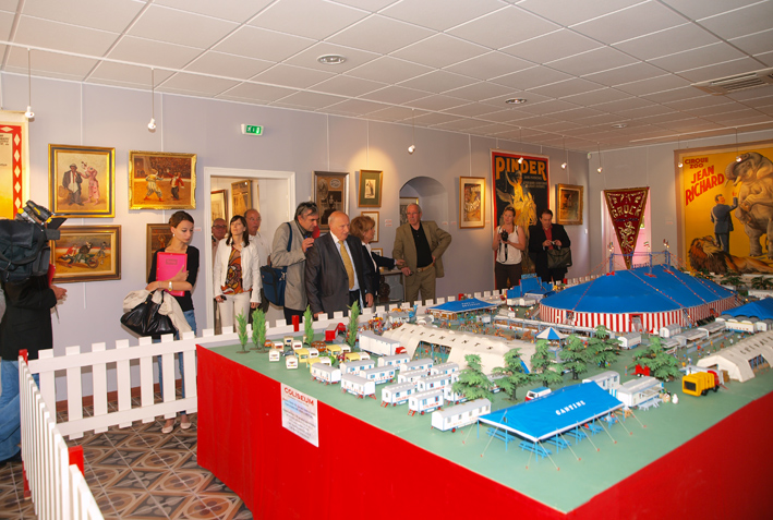 Cirque-enchante_Presentation-a-la-presse