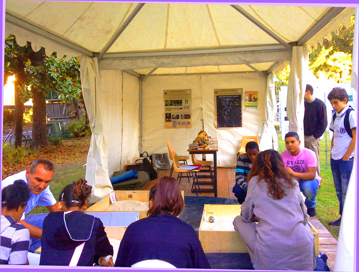 Musee-de-Prehistoire_a_la_fete-de-la-science-2011
