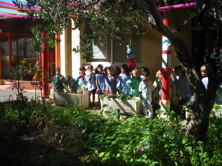 Maternelle jardinière