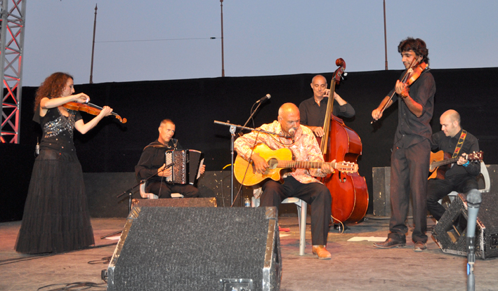 Nuits-du-chateau_Yogan-10-07-12