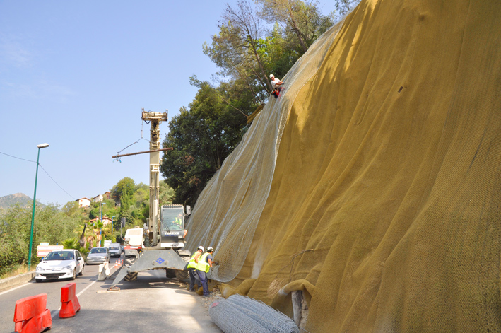 Travaux acrobatiques