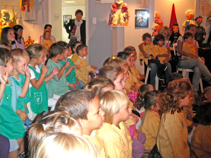 Maternelles aux marionnettes