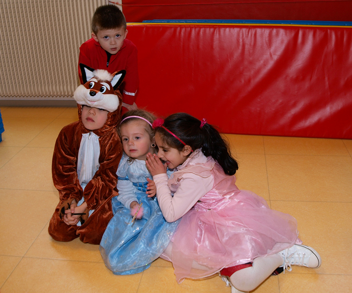 Carnaval-des-ecoles_15-02-13