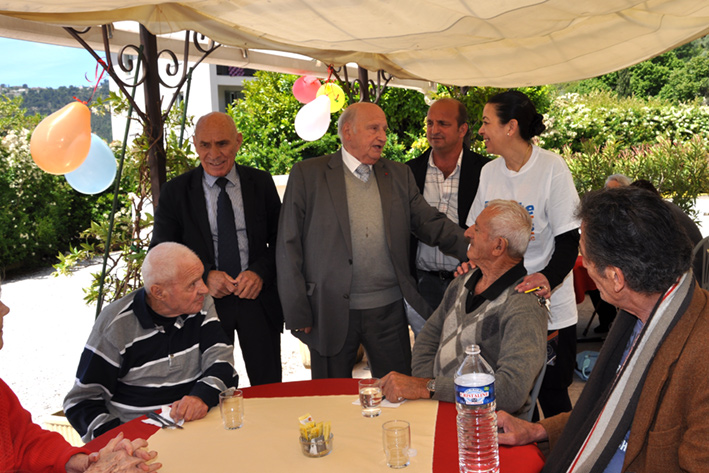Fete-des-voisins-Clos-Vermeil_31-05-13 (1)