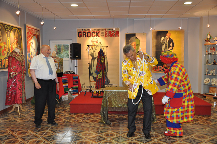 Expo-Clowns_10-07-13