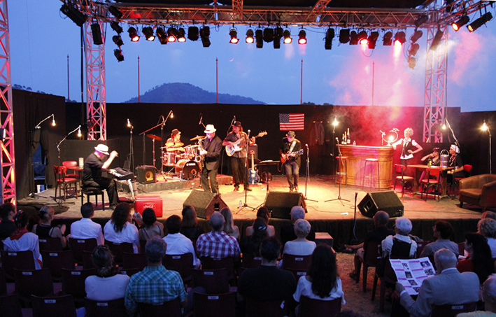 Blues-n-jazz-story_28-07-13