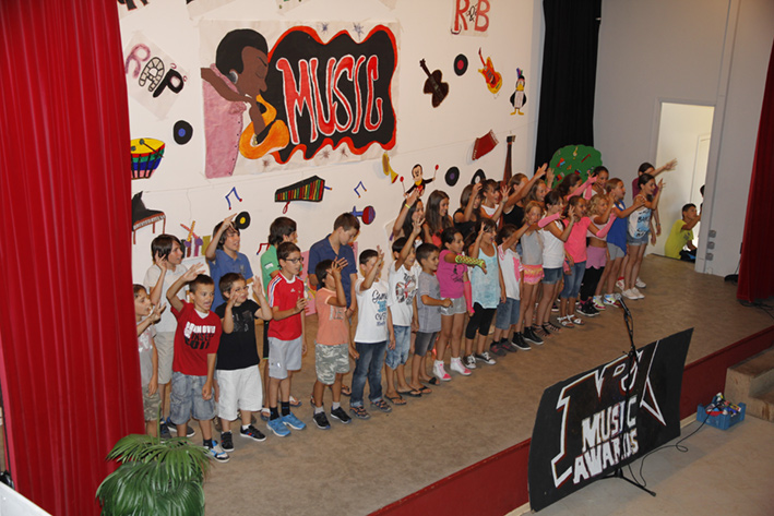 Centre-aere-spectacle-final_01-08-13