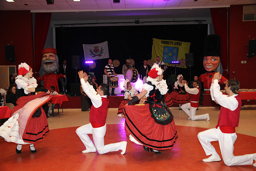 Fete-nicoise-comite_3-5-14
