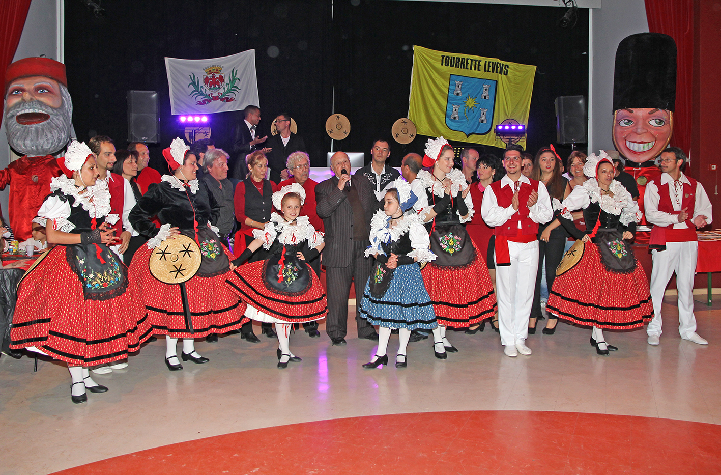 Fete-nicoise-comite_3-5-14