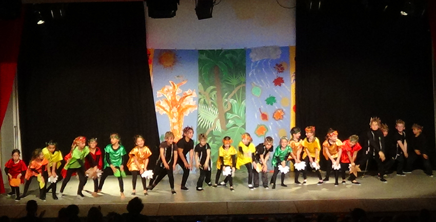 Danses des écoliers