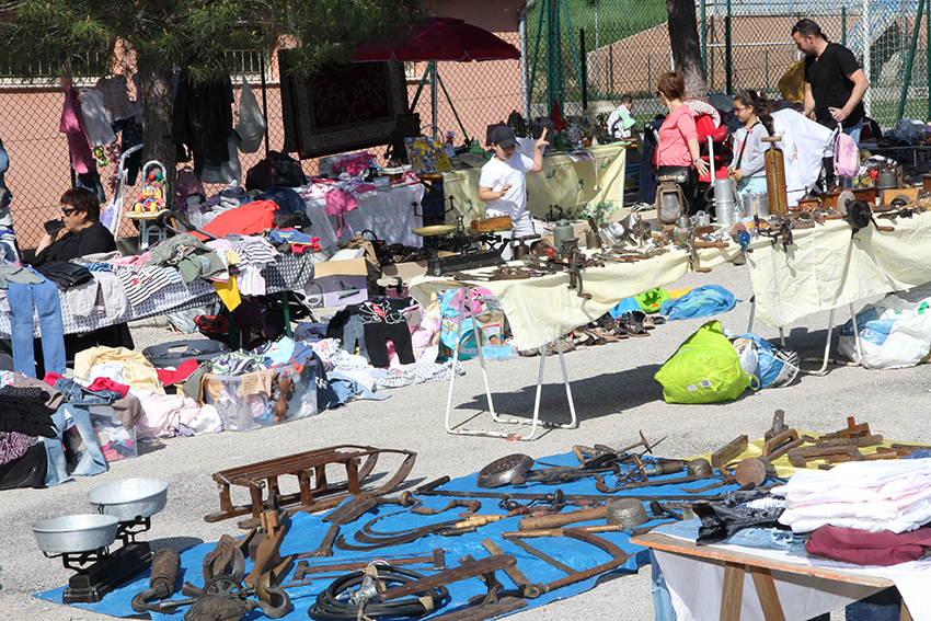 Brocante à Plan d'Ariou