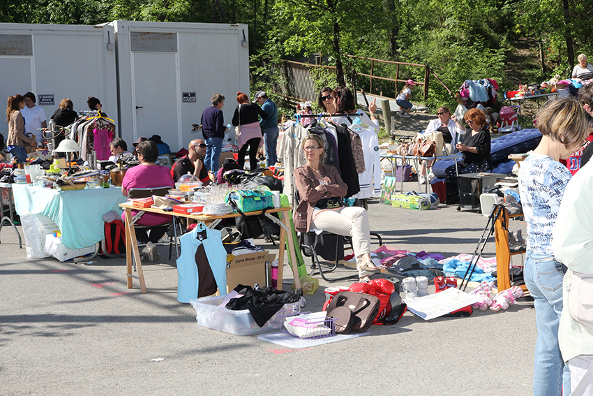 Brocante à Plan d'Ariou