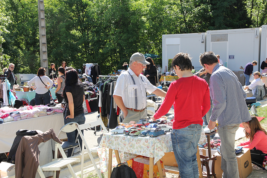 Brocante à Plan d'Ariou