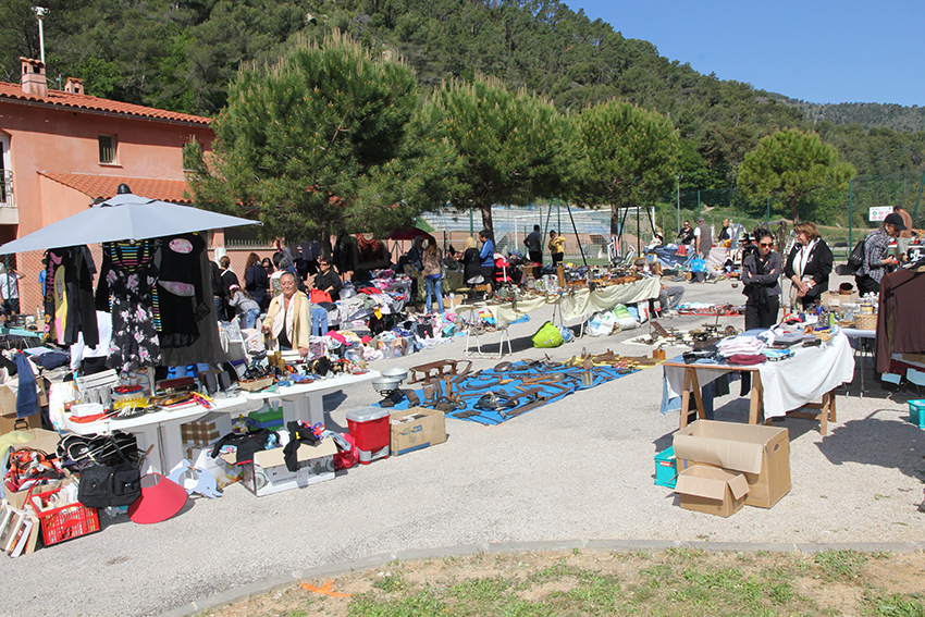 Brocante à Plan d'Ariou