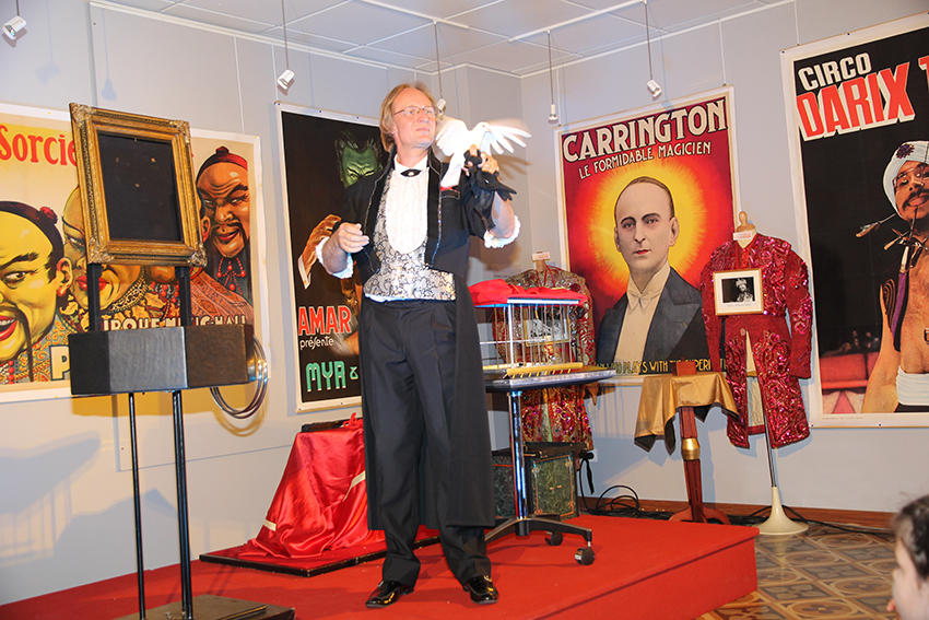 Magiciens-1er-spectacle_20-06-14