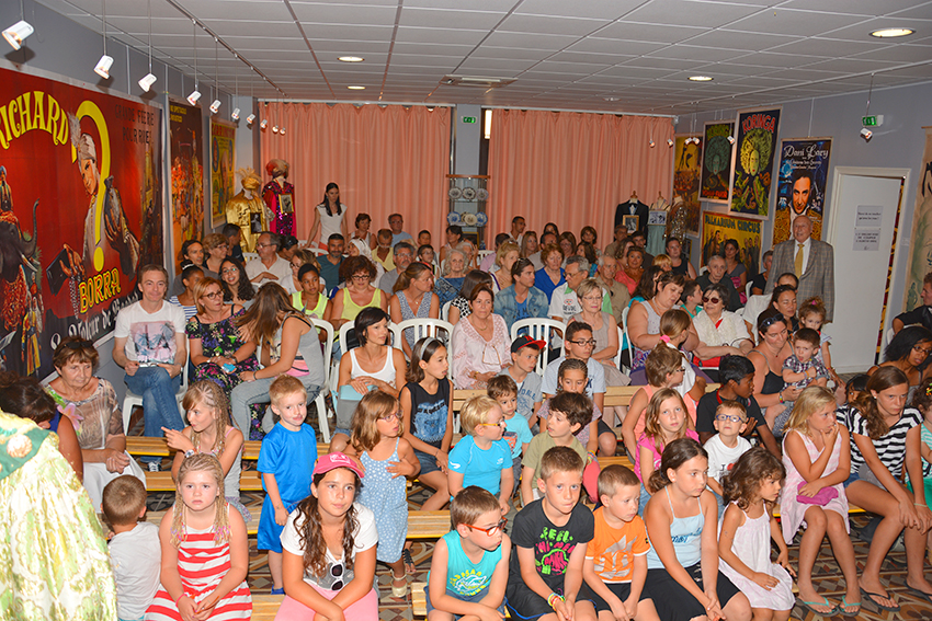 Norbert-Ferre_Magie_3-8-14