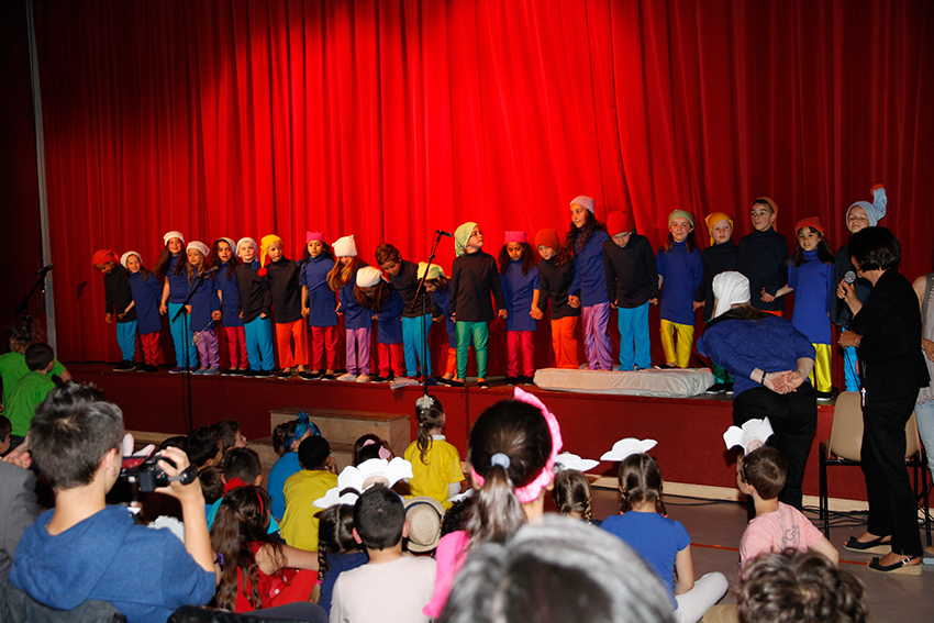 Theatre-ecoliers_24-4-15