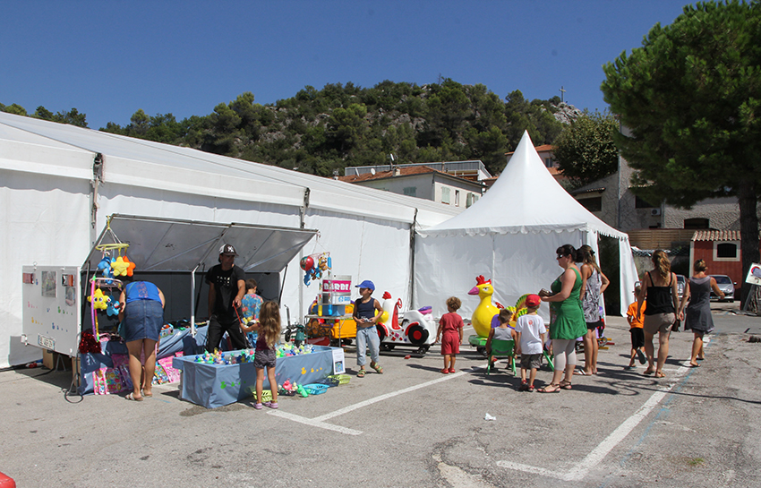 Ste-Rosalie-Jeux-enfants_30-8-15
