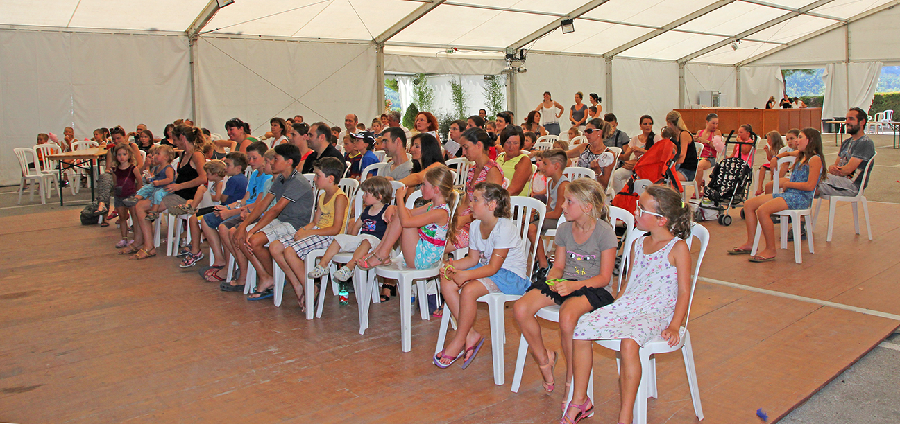 Spectacle pour les enfants_30-8-15