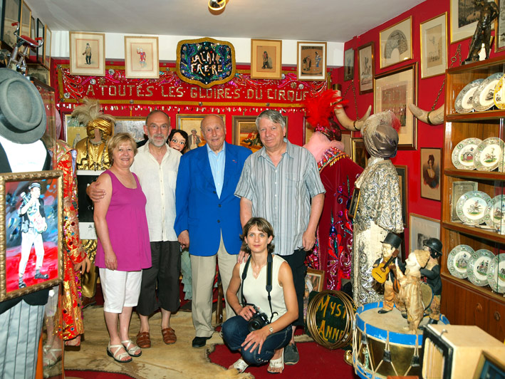 Club du Cirque