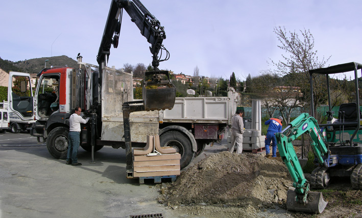 Abri de poubelle