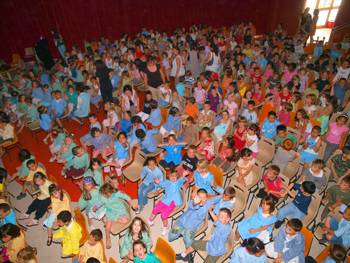 Maternelle au théâtre