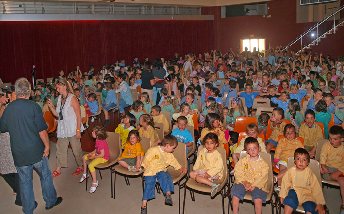 Maternelle au théâtre